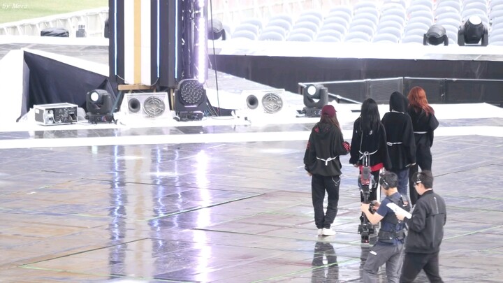 [BLACKPINK] Behind-the-Scenes Rehearsal Footage (Angles You Haven’t Seen)