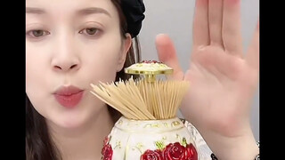 Aphobe of Simplicity Blossoms Again