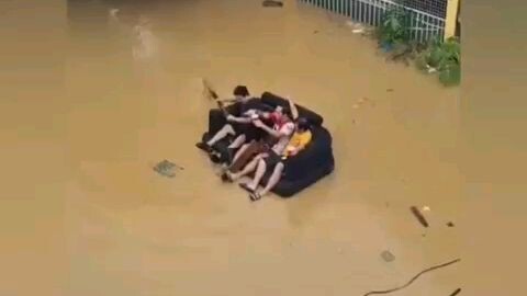 Pinoy memes, bagyo ka lang pinoy kami. LT muna tayo.