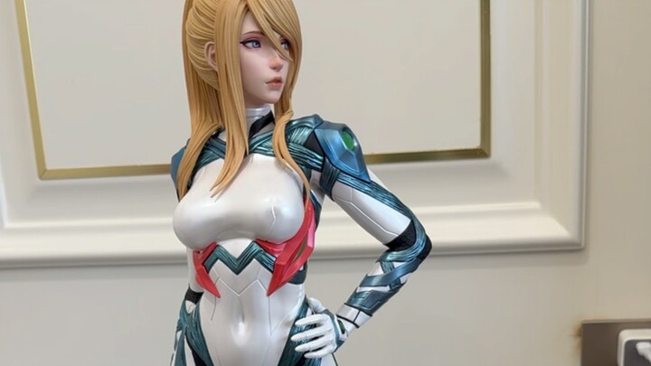 CS Samus Alan เป็นผู้มีชื่อเสียงทางอินเทอร์เน็ตของ Alan ที่แข็งแกร่งที่สุด? กองหน้าทรอยด์