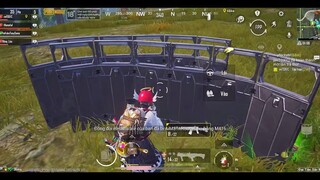 PUBG Mobile - Thử Thách Lần Đầu 4 Youtuber Cầm Shotgun - Tuấn HC, Tacaz, TonySam