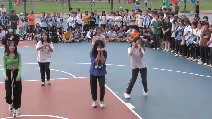 [การเต้นรำแบบสุ่มวิทยาเขต] การเต้นรำแบบสุ่มครั้งแรกของโรงเรียนมัธยมหนานหนิงหมายเลข 33 2022.5.18
