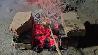 Làm sao tôi có thể ăn đủ với khoản trợ cấp thực phẩm 100 nhân dân tệ một tháng?