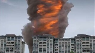 Thấy kiểu gió này có nên chạy không?