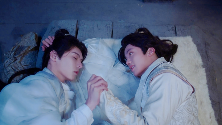 Silly boy sleeping on a cold kang...Wai En will feel pain lp [Real fragrance warning]