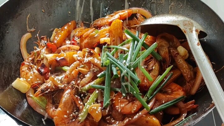 I can’t say sweet nothings; I only express my feelings through food.