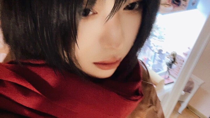 ｜ Attack on Titan Mikasa cos｜ I wore the belt set for almost four hours, and I tried it without a wig