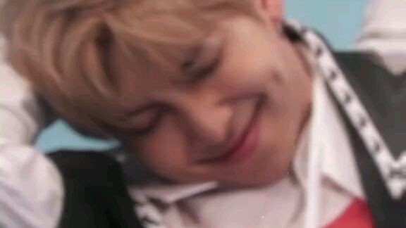 Happy birthday Kim Namjoon😍😍😊😊😋😋🤗🤗