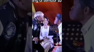 ohang di sembur kang sule#reactiontiktoklucu #kdm #sule #ohang
