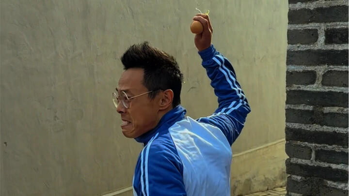 Kinh ngạc! Trứng của Si Nhãn Nhi bị vỡ rồi...