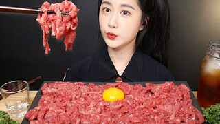 [ONHWA] The chewing sound of raw beef! Soft raw beef