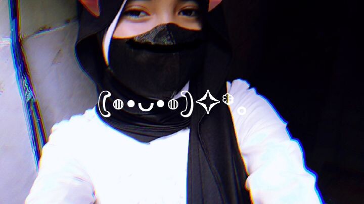 aku bkl cosplay competition di mall artha gading,, dan menjadi 2 couple yaituu... himmel dan frieren