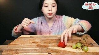 Bánh mochi dâu, socola, nho, trái cây mát cuối #amthuc