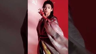 Miles Wei plays the Third Young Master of Aolai Country | 狐妖小红娘月红篇 | iQIYI