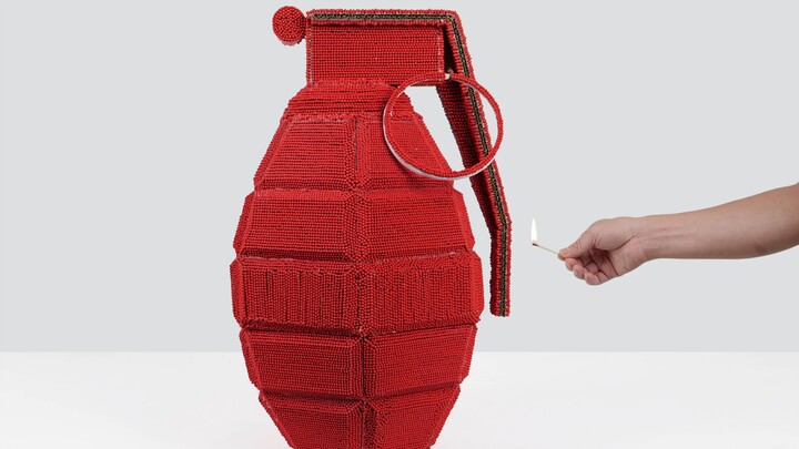 【DIY】Huge grenades made up of 7000 matches