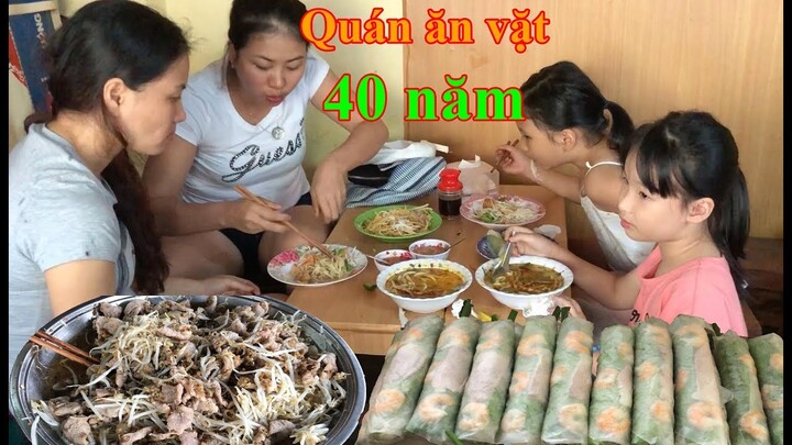 Quán ăn vặt đủ món 40 năm nổi tiếng ở miền Tây