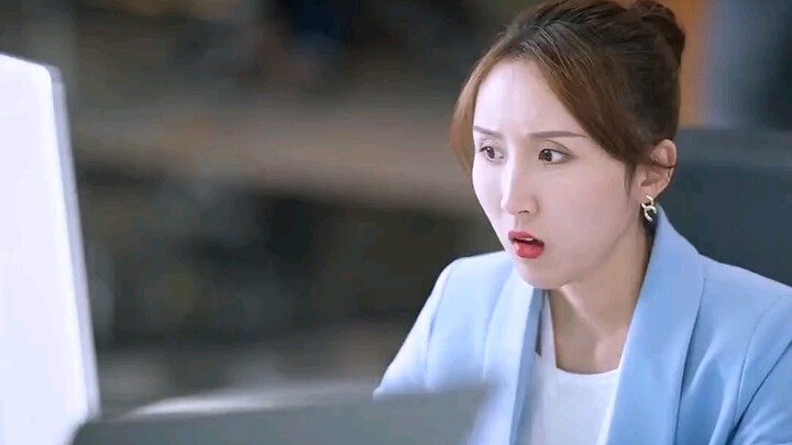 ตารางเงินเดือนของบริษัทหลุดออกมา意外