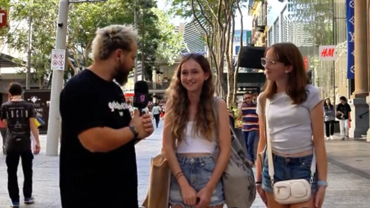 中餐馆打工的白人小妹子挣多少