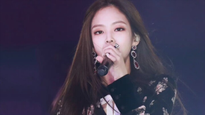 【Jennie】Bintang Besar yang Langkahnya Saja Sudah Membuat Karismanya Tak Terbantahkan