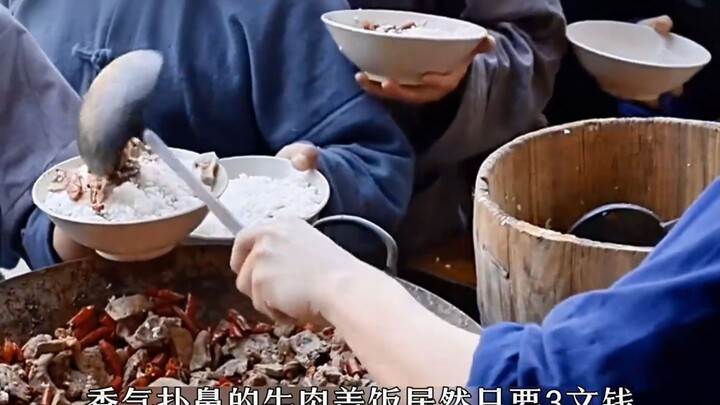 ข้าวหน้าเนื้อวัวขายแค่ 3 เหรียญ เถ้าแก่ขาดทุนหนักจนทนไม่ไหวแล้ว!