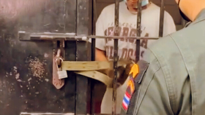 Di dalamnya semuanya adalah talenta, dan bicaranya juga sangat enak didengar.