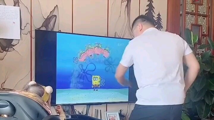 给派大星都揍蒙圈了