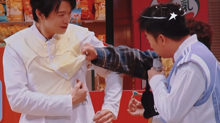 [Wei Daxun] Mango really knows how to work the camera—this is something I get to see without spendin
