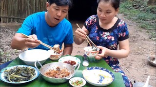 Ốc Nhái Cua Đồng Kho Sả Ớt Bữa Cơm Cùng Chú Chó Đáng Yêu Sau Một Đêm Mưa Tầm Tã| TKQ T446
