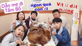 DẪN MẸ ĐI ĂN THỊT VỊT Ủ ĐẤT NƯỚNG CƠM BỔ DƯỠNG, ANH SOO GIẢI CỨU RẮN TRÊN RẪY😱