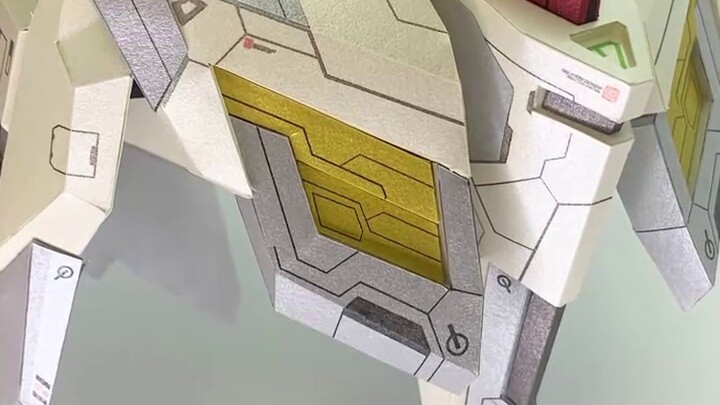 ปรากฎว่าโมเดลกระดาษ Barbatos ของฉันเป็นภาพถ่ายที่สร้างโดย AI!