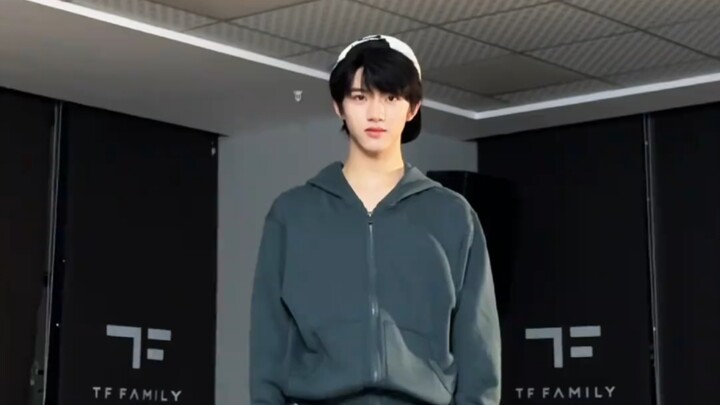 【จางฮันรุ่ย】โอ้พระเจ้า นี่คือระดับที่ไท่ซื่อเฟิงจวิ้นสามารถทำได้เหรอ?! การควบคุมที่แข็งแกร่งมาก การเ