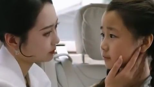 Pria bodoh ini, malah tinggalkan putrinya untuk selamatkan putri orang lain