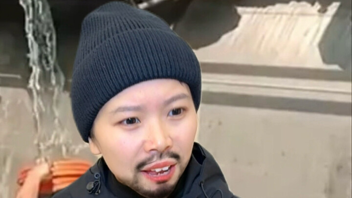 Khi bạn gặp phải kẻ ngốc, chợt nảy ra ý tưởng hay ho