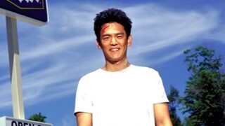 【JohnCho】"Mungkin aku terlalu seksi"