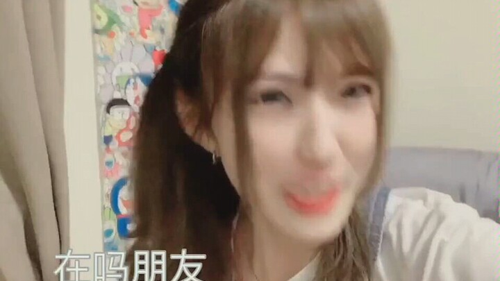 أكثر ما أحبش هو مشاهدة الرجال والنساء يتشاجرون بحماس (*°ω°*)ﾉ