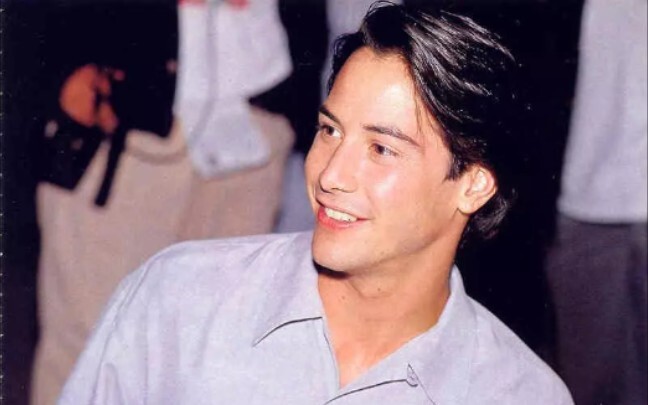 [Keanu Reeves/Keanu Reeves] Tuhan ada di antara alisnya‖ Dewa laki-laki ras campuran sedang dalam ma