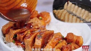 Cut a block of tofu into several slices to turn it into orchid-shaped dried tofu—simply braise it, a