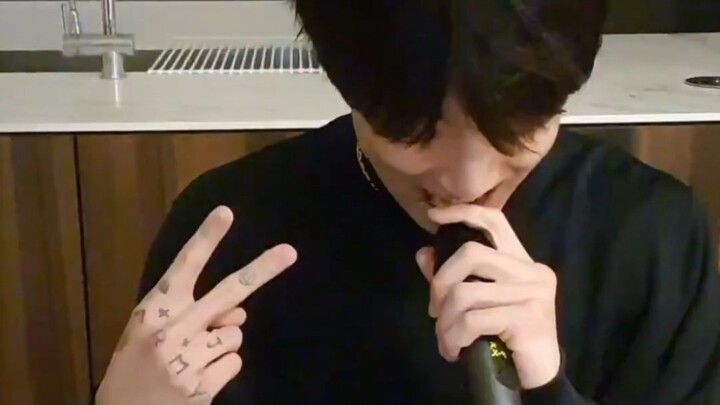 【Jin Guk】“Tôi đã bị đánh bại rồi” — Câu này lại chính là do anh ấy nói ra, hahaha!