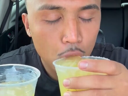 A Didi Driver's Lunch Abroad