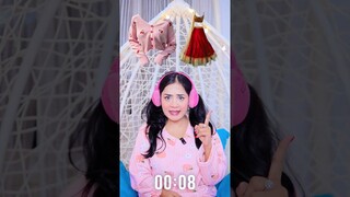 Challenge - Cold Girl Makeup in 1 Minute 🥶❄️ Safed Chudail 💀☃️ #makeupshorts #shorts