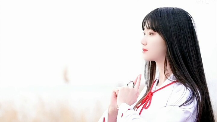 [cos | Kikyo] Kikyo, tiên nữ của ngôi đền, người bảo vệ quả bóng, vượt qua những suy nghĩ không-thời