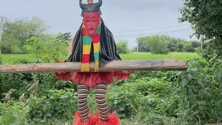 The scorching dance is about to showcase its talent—when the original creator from Africa shows up, 