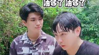 一百年前与当今大学生的油！