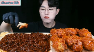 Mì tương đen cay và đùi gà chiên tẩm gia vị phần 4 #mukbang