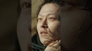 She saved him when no one came to save him🥹#kdrama #shorts #theatypicalfamily #jangkiyong #ytshorts