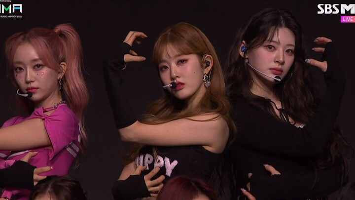 【4K 60fps】STAYC - BEAUTIFUL MONSTER + Poppy (230210 SBS M Hanteo Music Awards)