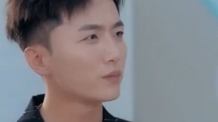 ชายหนุ่มเกิดใหม่เปิดใช้งานระบบเงินล้านล้าน