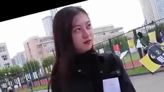 Thể hiện sự tham lam tiền bạc và dục vọng một cách sống động