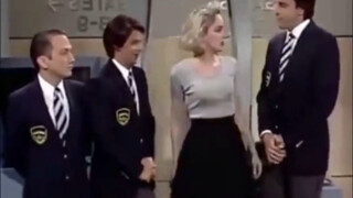 在大是大非面前，男人总是能统一阵线