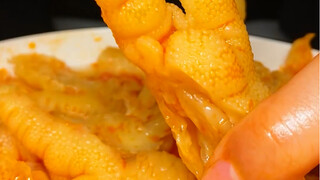 #Ceker Ayam Tanpa Tulang Siapa yang ada di luar sana~ Jantungku sampai berdebar-debar nih~ #WajibBag